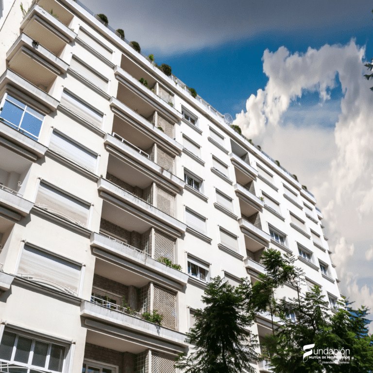 Més informació sobre l'article És obligatori posar un ascensor a una comunitat de propietaris?